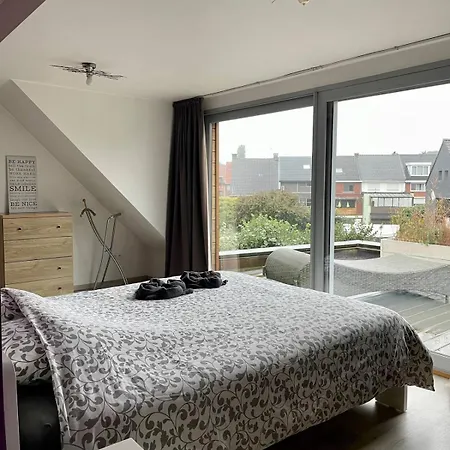 Apartment Duplex In Rustige Woonwijk *